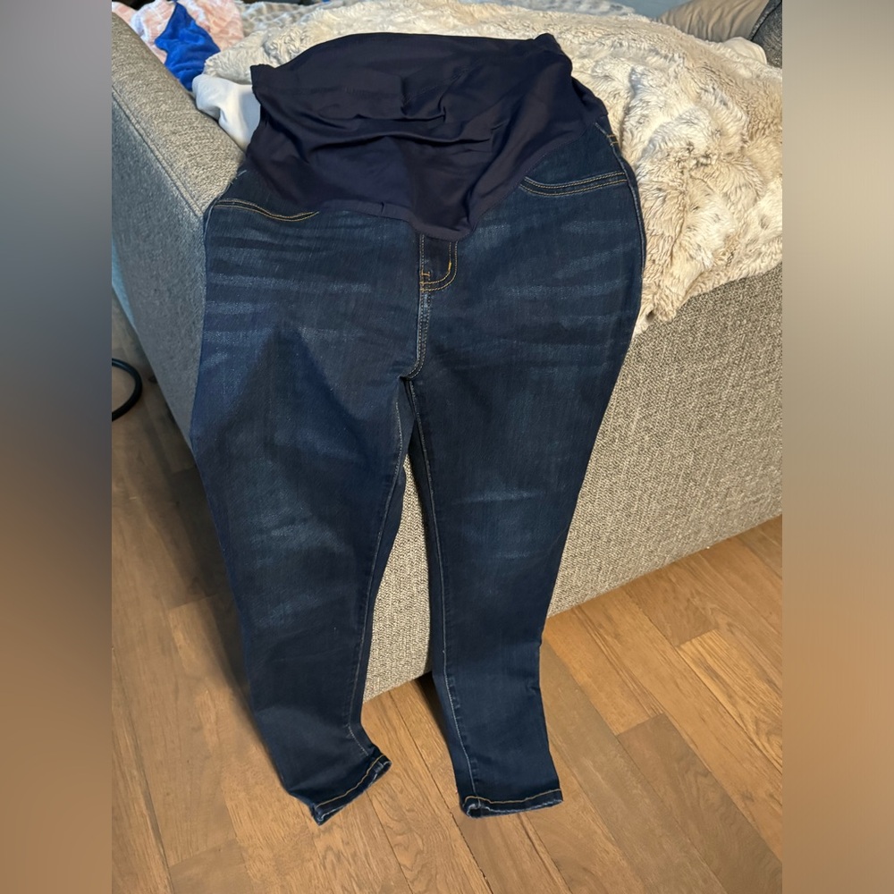 Maternity jeans – pink blush – size 29